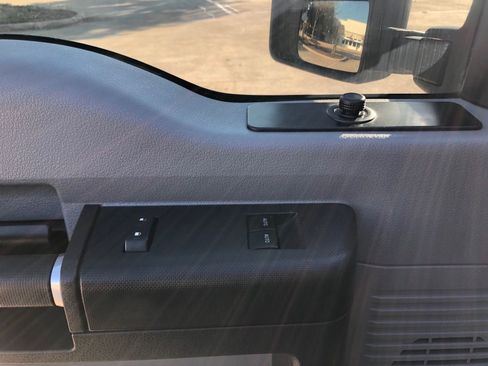 Used 2013 Ford F250 XL w/ PWR Equipment Group image 15