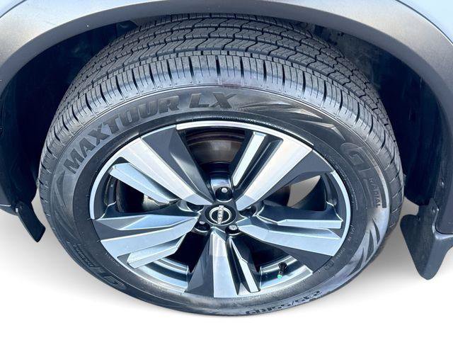 Used 2024 Nissan Rogue SL w/ SL Premium Package FWD image 18