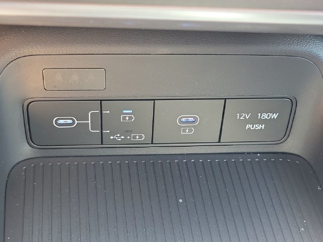 Used 2024 Hyundai Kona SEL FWD image 26
