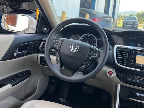 Used 2016 Honda Accord EX-L image 17