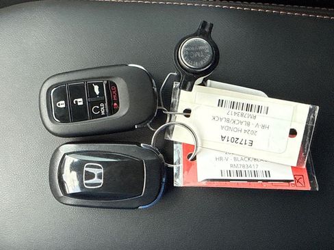 Certified 2024 Honda HR-V Sport image 4