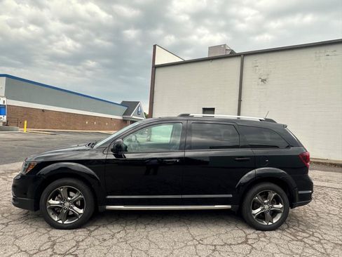Used 2015 Dodge Journey Crossroad w/ Flexible Seating Group FWD image 3