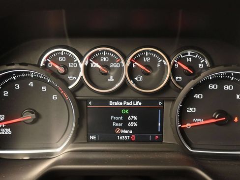 Used 2024 Chevrolet Tahoe LS RWD image 13