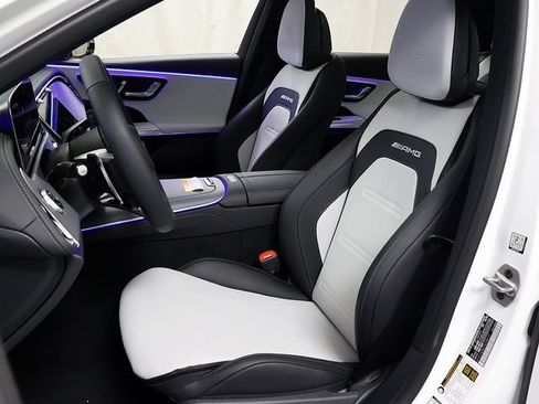 New 2026 Mercedes-Benz E 53 AMG e 4MATIC Sedan image 11