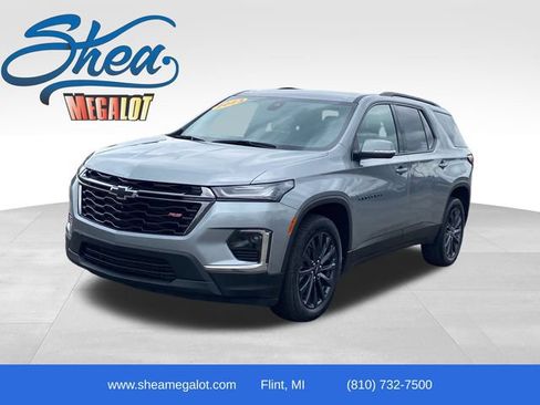 Certified 2023 Chevrolet Traverse RS w/ LPO, Floor Liner Package AWD/4WD image 1