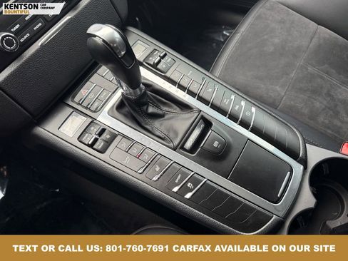 Used 2018 Porsche Macan image 25