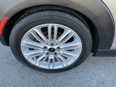 Used 2019 MINI Cooper S w/ Premium Package image 20