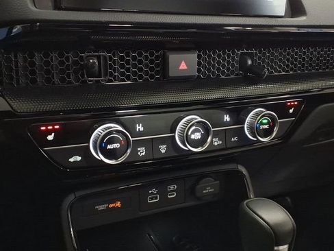 Certified 2025 Honda CR-V Sport Touring image 19