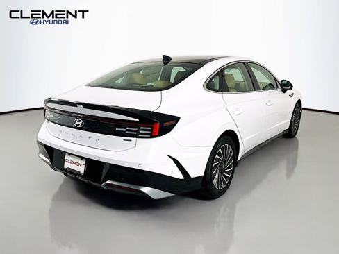 New 2026 Hyundai Sonata Limited FWD image 6
