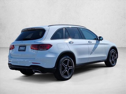 Used 2021 Mercedes-Benz GLC 300 4MATIC image 5
