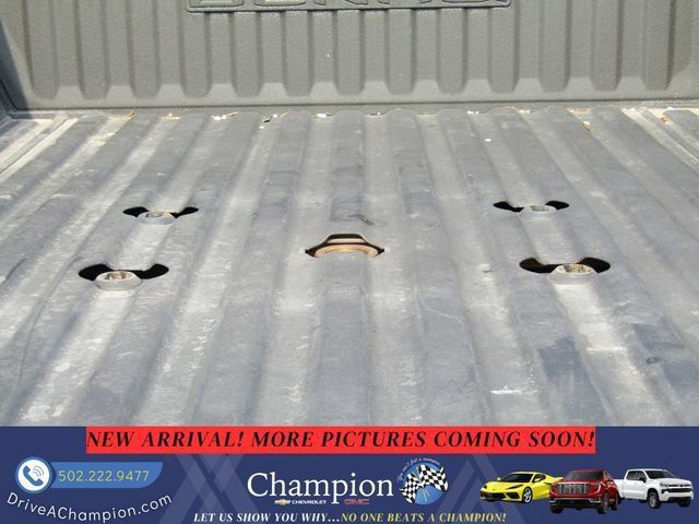 Used 2023 GMC Sierra 3500 Denali w/ Denali Ultimate Package AWD/4WD image 7