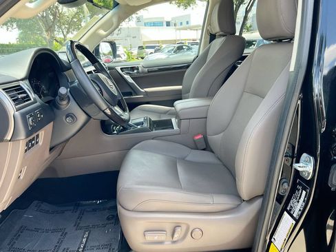 Certified 2023 Lexus GX 460 Premium AWD/4WD image 12
