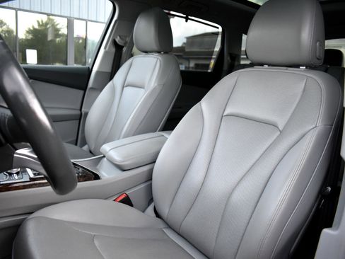 Used 2018 Audi Q7 3.0T Prestige w/ Prestige Package image 24