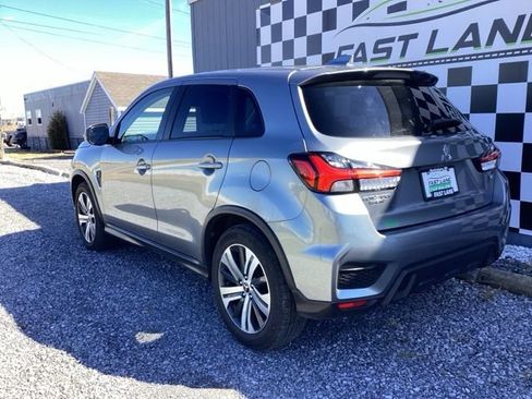 Used 2024 Mitsubishi Outlander Sport SE image 12