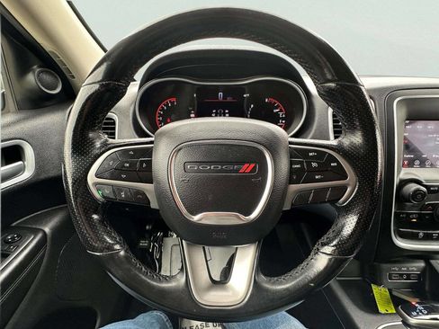 Used 2020 Dodge Durango SXT w/ 3rd Row Seating Group image 18