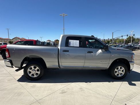 Certified 2024 RAM 2500 Big Horn AWD/4WD image 9