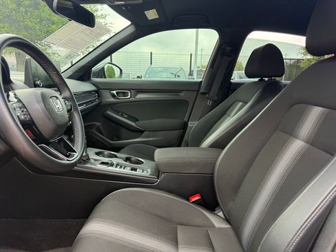 Used 2025 Honda Civic Sport image 8