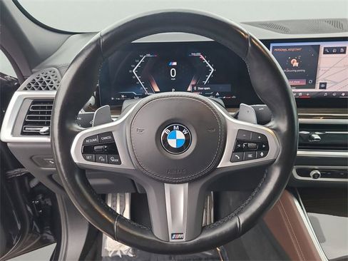 Used 2024 BMW X6 xDrive40i w/ Premium Package image 29