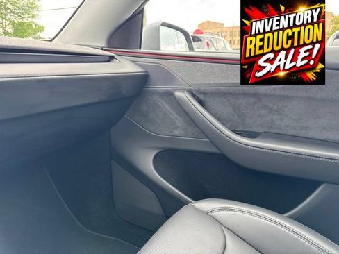 Used 2026 Tesla Model Y AWD image 22