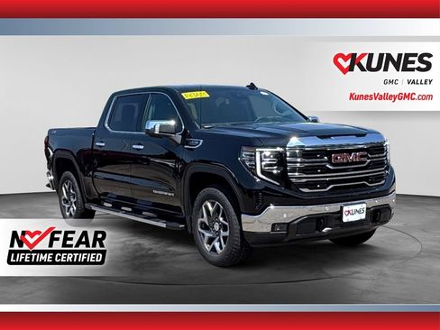 New 2026 GMC Sierra 1500 SLT w/ SLT Premium Plus Package AWD/4WD image 1