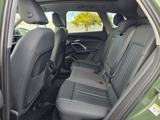 Used 2025 Audi Q5 Premium w/ Premium Plus AWD/4WD image 17
