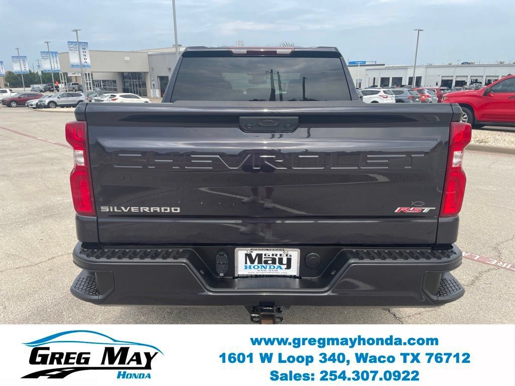 Used 2023 Chevrolet Silverado 1500 RST RWD image 4