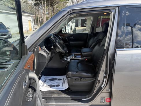 Used 2018 Nissan Armada SL w/ Moonroof Package image 14