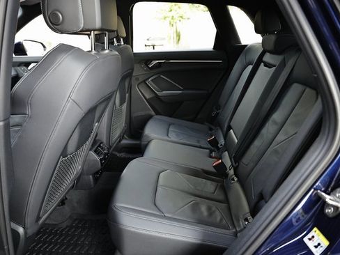 Certified 2025 Audi Q3 2.0T Premium w/ Convenience Package image 25