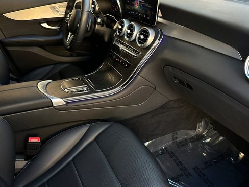 Certified 2022 Mercedes-Benz GLC 300 image 15