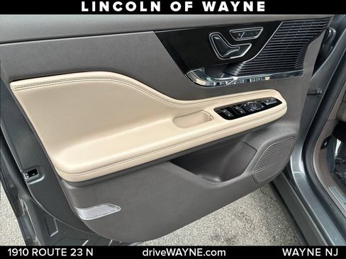Certified 2023 Lincoln Nautilus Reserve w/ Equipment Group 201A AWD/4WD image 23