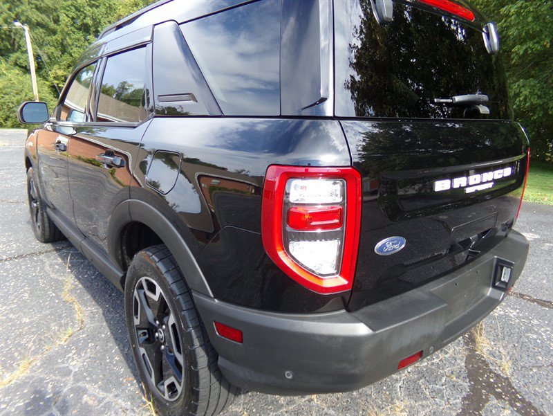 Used 2021 Ford Bronco Sport Outer Banks w/ Outer Banks Package (96D) AWD/4WD image 8