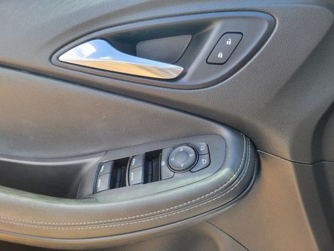 Used 2021 Buick Encore GX Select FWD image 15