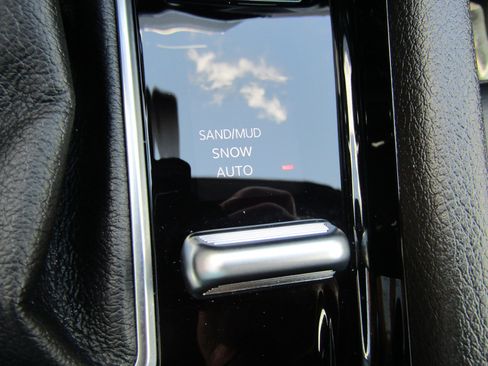 Used 2025 Jeep Compass Limited AWD/4WD image 29
