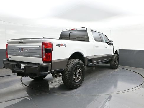 Used 2023 Ford F250 King Ranch AWD/4WD image 11