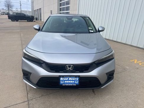 Used 2024 Honda Civic EX-L image 3