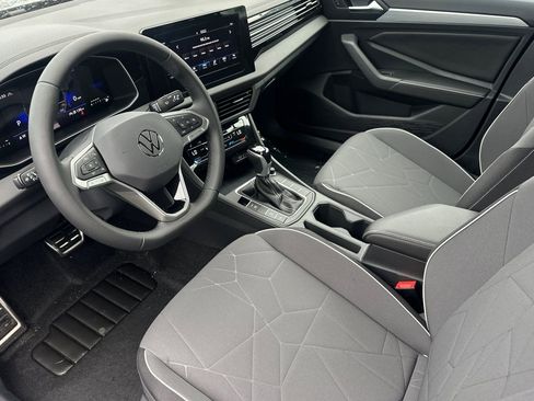 New 2025 Volkswagen Jetta Sport FWD image 10