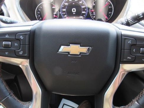 Used 2019 Chevrolet Blazer Premier w/ Driver Confidence II Package image 19