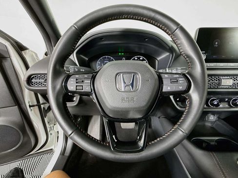 Used 2025 Honda HR-V Sport image 13