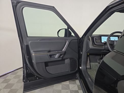 Used 2024 Rivian R1S Adventure AWD/4WD image 16