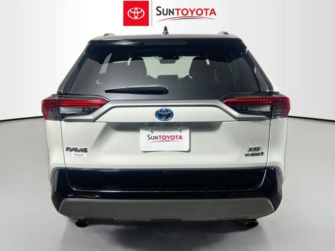 Used 2022 Toyota RAV4 XSE w/ XSE Grade Weather Package image 5