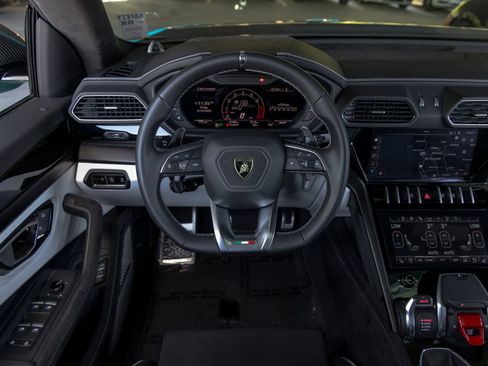 Used 2024 Lamborghini Urus S AWD/4WD image 46