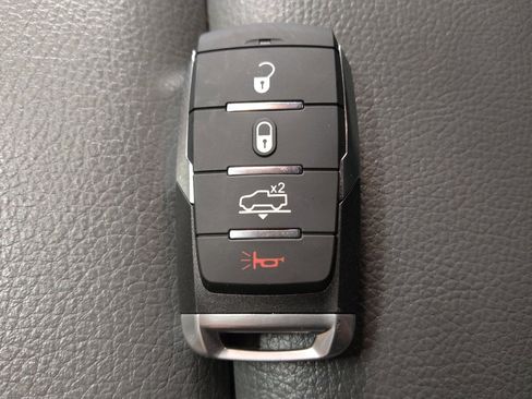 Used 2021 RAM 1500 Tradesman RWD image 32