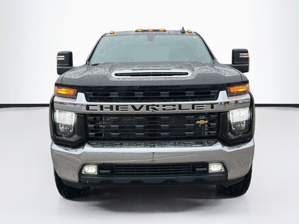 Used 2022 Chevrolet Silverado 2500 LT w/ Convenience Package AWD/4WD image 2