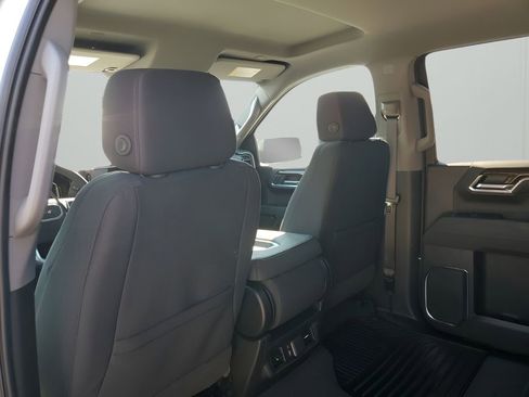 New 2026 GMC Sierra 1500 Elevation image 18