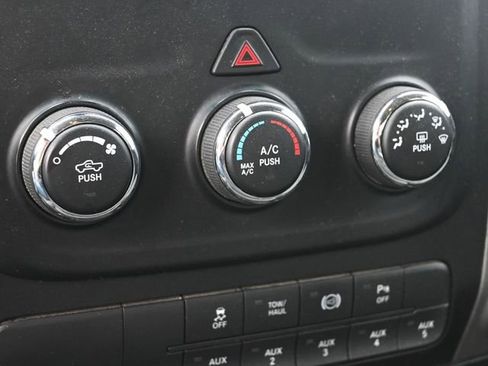 Used 2015 RAM 2500 Tradesman w/ Chrome Appearance Group image 23