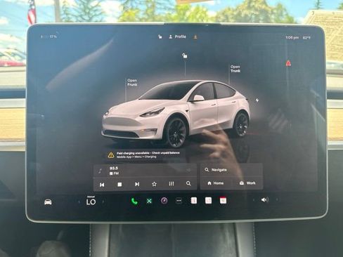 Used 2024 Tesla Model Y Long Range AWD/4WD image 27