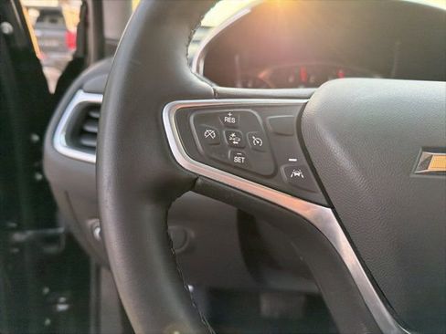 Used 2023 Chevrolet Equinox LT image 19