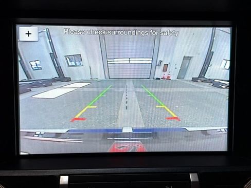 Used 2016 Ford Mustang Shelby GT350 w/ Technology Package RWD image 24