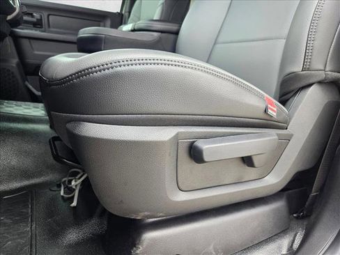 New 2026 RAM 5500 Tradesman w/ Chrome Appearance Group image 4