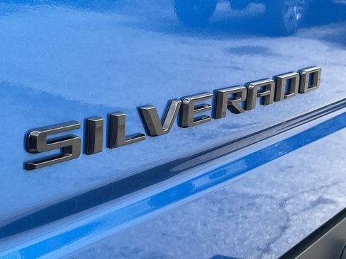 Used 2023 Chevrolet Silverado 1500 Custom w/ LPO, Dark Essentials Package AWD/4WD image 10